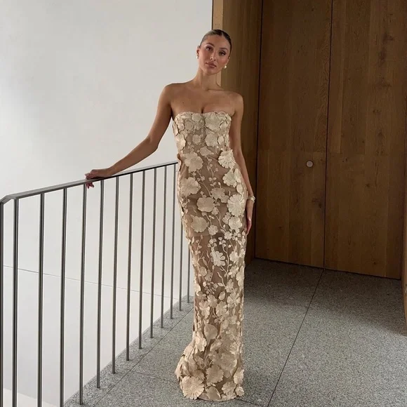 bronx and banco jasmine 3d floral applique lace strapless maxi dress gown XS NEW - Picture 16 of 17